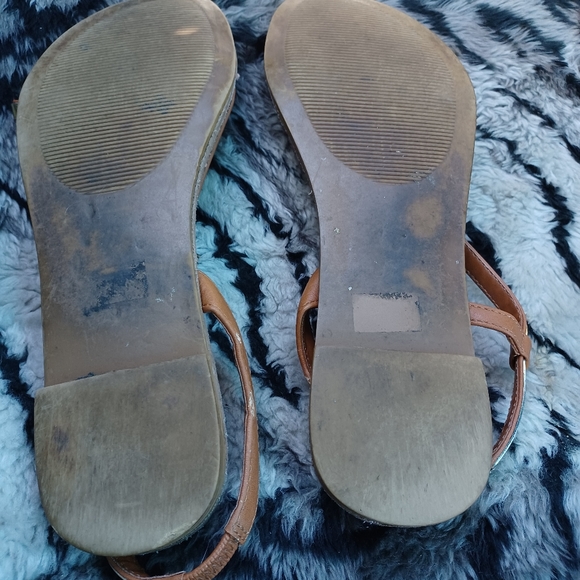 STEVE MADDEN WOMEN SANDAL - Picture 9 of 11